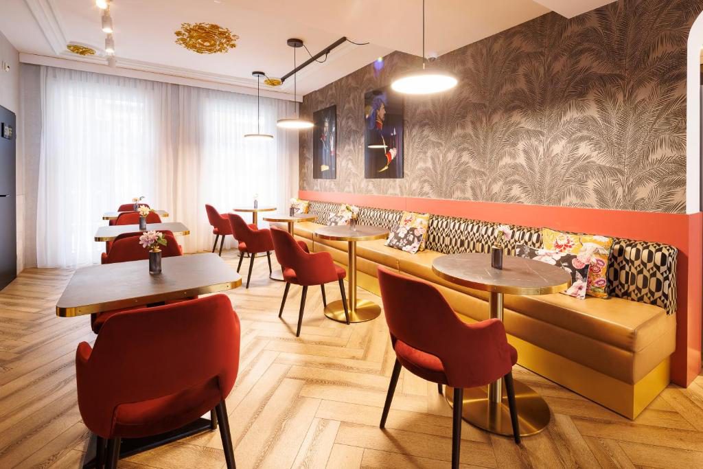Hotel Paris &mdash; restaurant