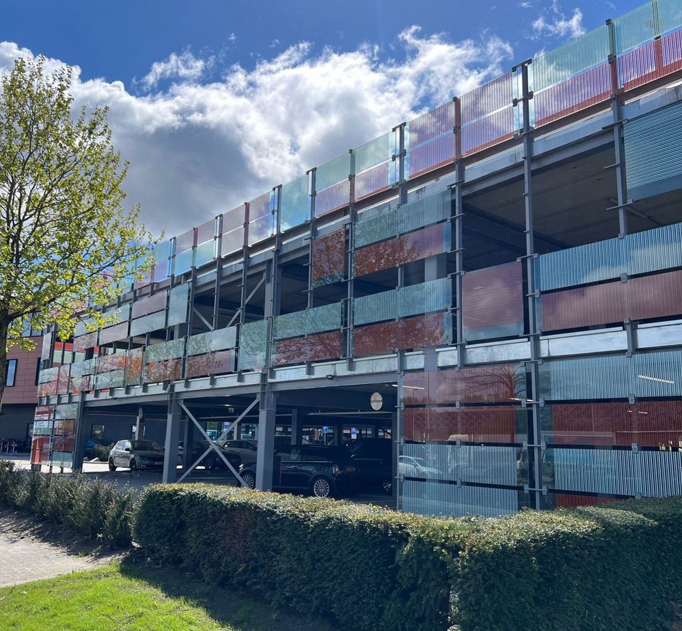 Duurzame parkeergarage Utrecht - open gevel met daglichttoetreding